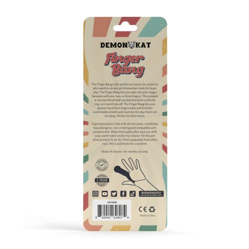 Demon Kat Finger Bang Negro